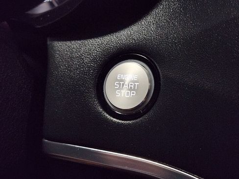 Used 2019 Kia Stinger Premium RWD image 39