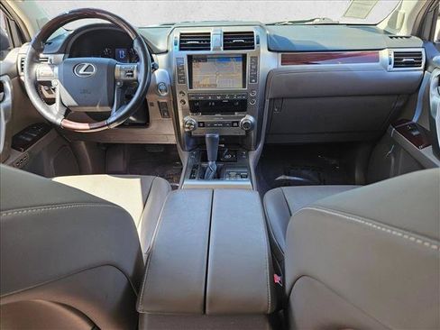 Used 2019 Lexus GX 460 Premium AWD/4WD image 17