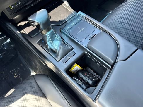 Used 2019 Lexus ES 350 w/ Premium Package FWD image 16