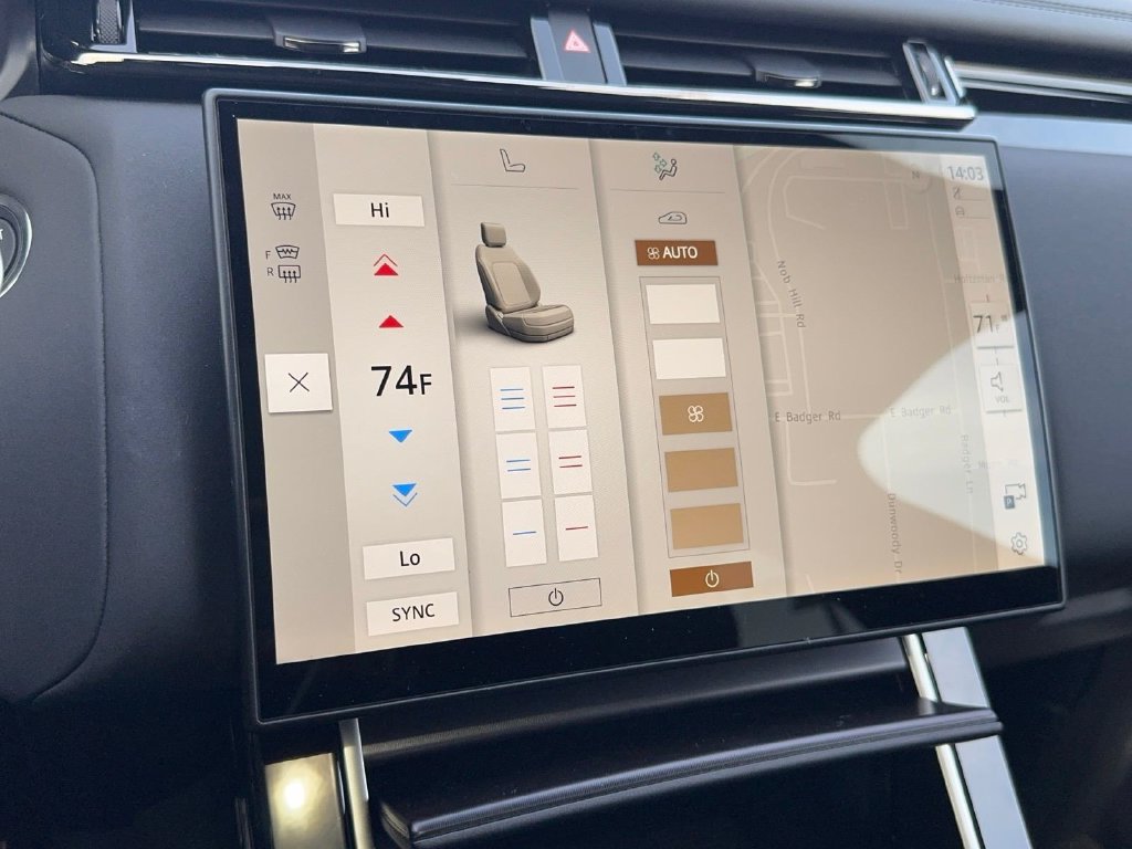 New 2026 Land Rover Range Rover Velar Dynamic SE AWD/4WD image 19