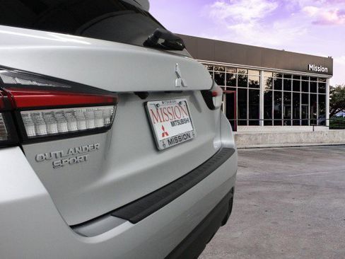 New 2026 Mitsubishi Outlander Sport ES image 4