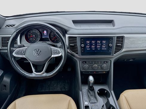 Used 2020 Volkswagen Atlas Cross Sport SE image 14
