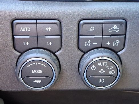 Certified 2024 Chevrolet Silverado 1500 ZR2 w/ Technology Package image 26