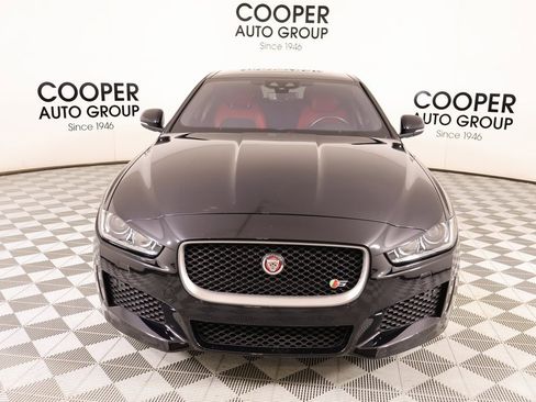 Used 2019 Jaguar XE S image 10