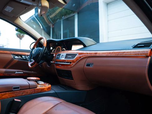 Used 2007 Mercedes-Benz S 65 AMG image 54