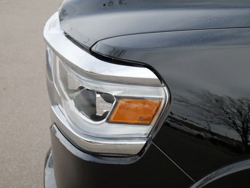 Used 2022 RAM 1500 Limited w/ Body Color Bumper Group AWD/4WD image 16