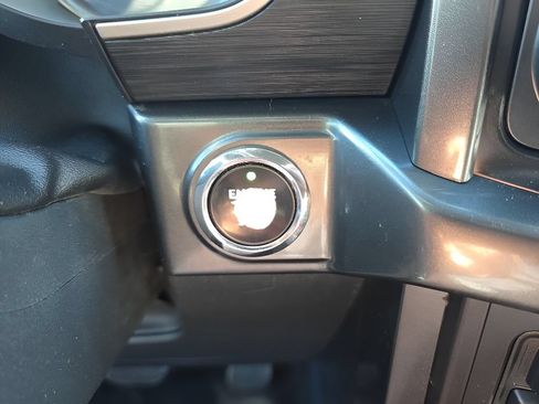 Used 2021 Ford F150 XLT w/ Equipment Group 302A High AWD/4WD image 18