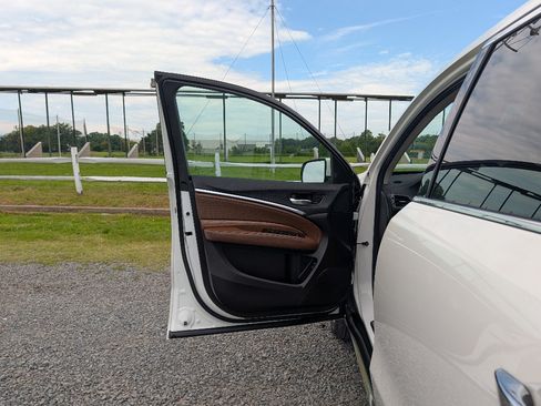 Used 2019 Acura MDX SH-AWD w/ Technology Package image 10