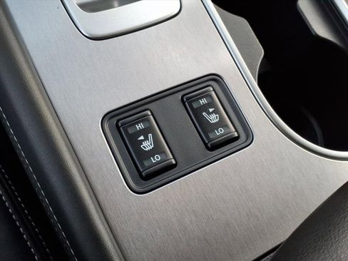 Certified 2024 Nissan Murano SV image 15