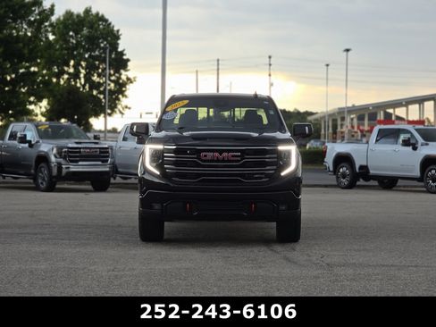 Used 2025 GMC Sierra 1500 AT4 w/ AT4 Premium Package AWD/4WD image 2