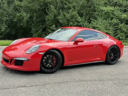 Used 2016 Porsche 911 Carrera GTS RWD image 3