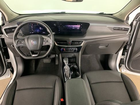 Used 2024 Buick Encore GX Sport Touring AWD/4WD image 31