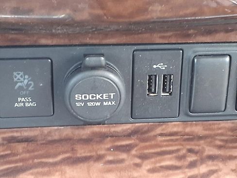 Used 2018 Nissan Armada SL image 21