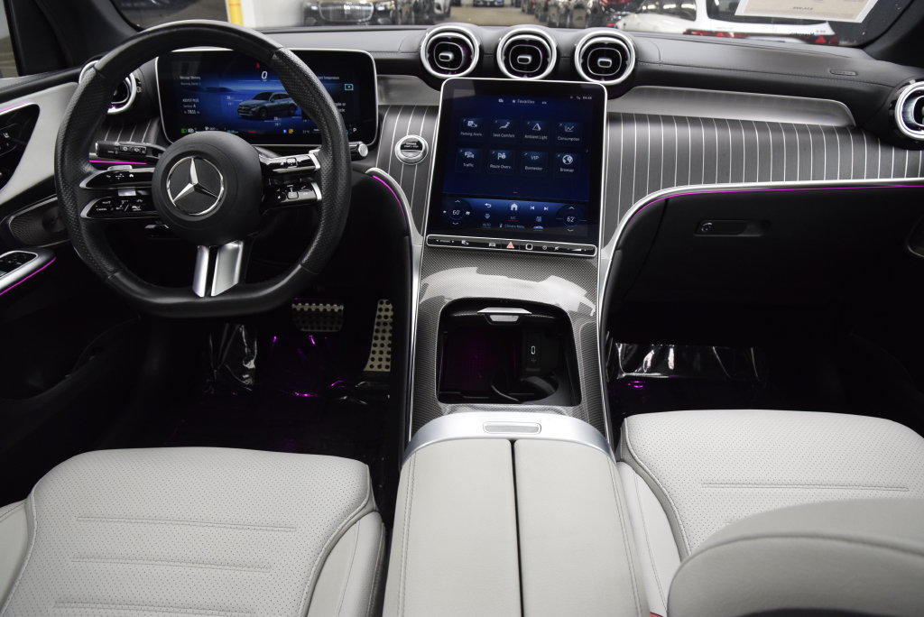 Used 2023 Mercedes-Benz GLC 300 image 20