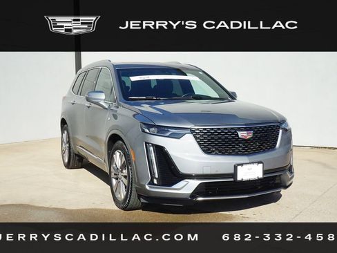 Certified 2025 Cadillac XT6 Premium Luxury image 4