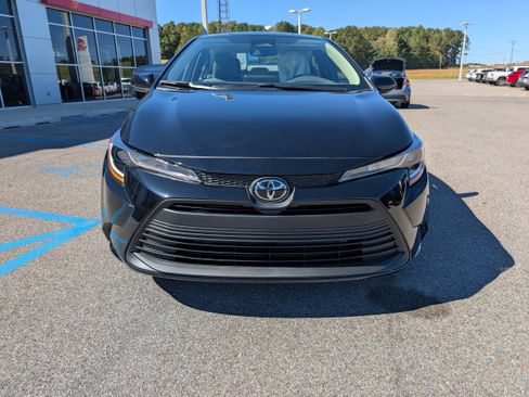 New 2026 Toyota Corolla LE image 8