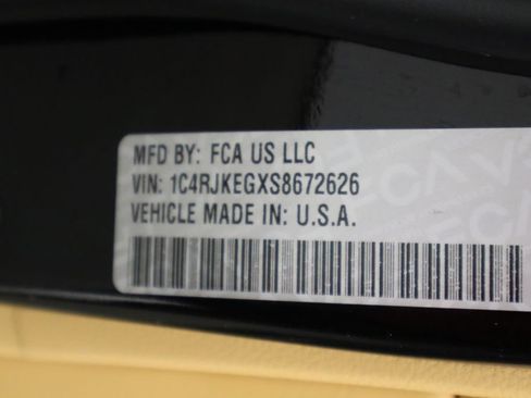 Used 2025 Jeep Grand Cherokee L Summit AWD/4WD image 54