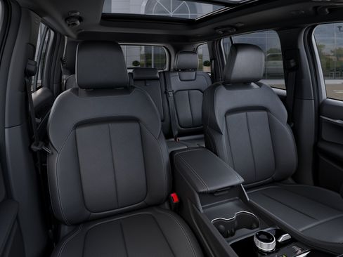 New 2026 Jeep Grand Cherokee Limited AWD/4WD image 42