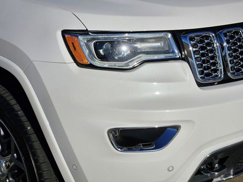 Used 2021 Jeep Grand Cherokee Overland image 10