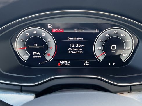 Certified 2024 Audi Q5 2.0T Premium w/ Summer of Audi Package image 21