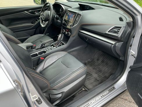 Used 2019 Subaru Crosstrek 2.0i Limited w/ Moonroof Package w/Navigation AWD/4WD image 28