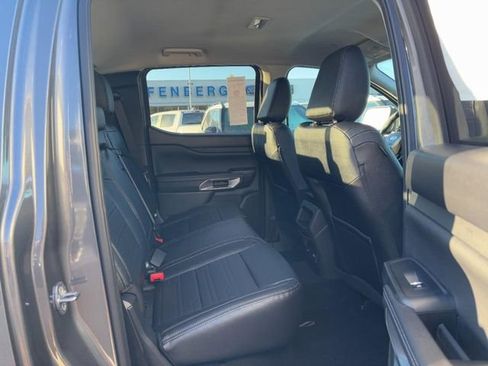 New 2025 Ford Ranger Lariat w/ FX4 Off-Road Package image 5