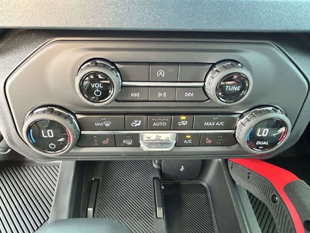 New 2026 Ford Bronco Heritage Edition AWD/4WD image 17