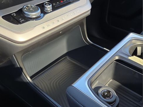 New 2026 Ford Expedition Max Active RWD image 23