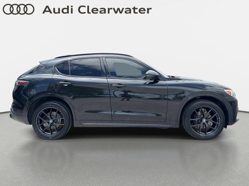 Used 2021 Alfa Romeo Stelvio Ti Sport AWD/4WD image 6