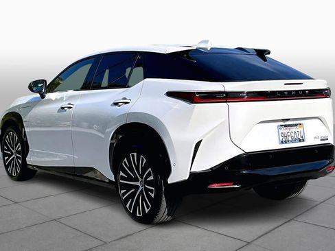 Used 2023 Lexus RZ 450e Premium image 11