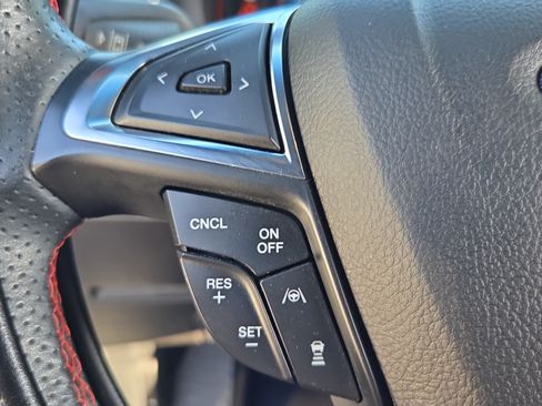 Used 2020 Ford Edge SEL FWD image 22