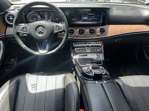Used 2017 Mercedes-Benz E 300 4MATIC image 13