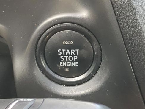 Used 2017 MAZDA MAZDA3 Sport image 23