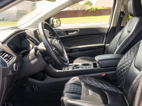 Used 2024 Ford Edge Titanium AWD/4WD image 11