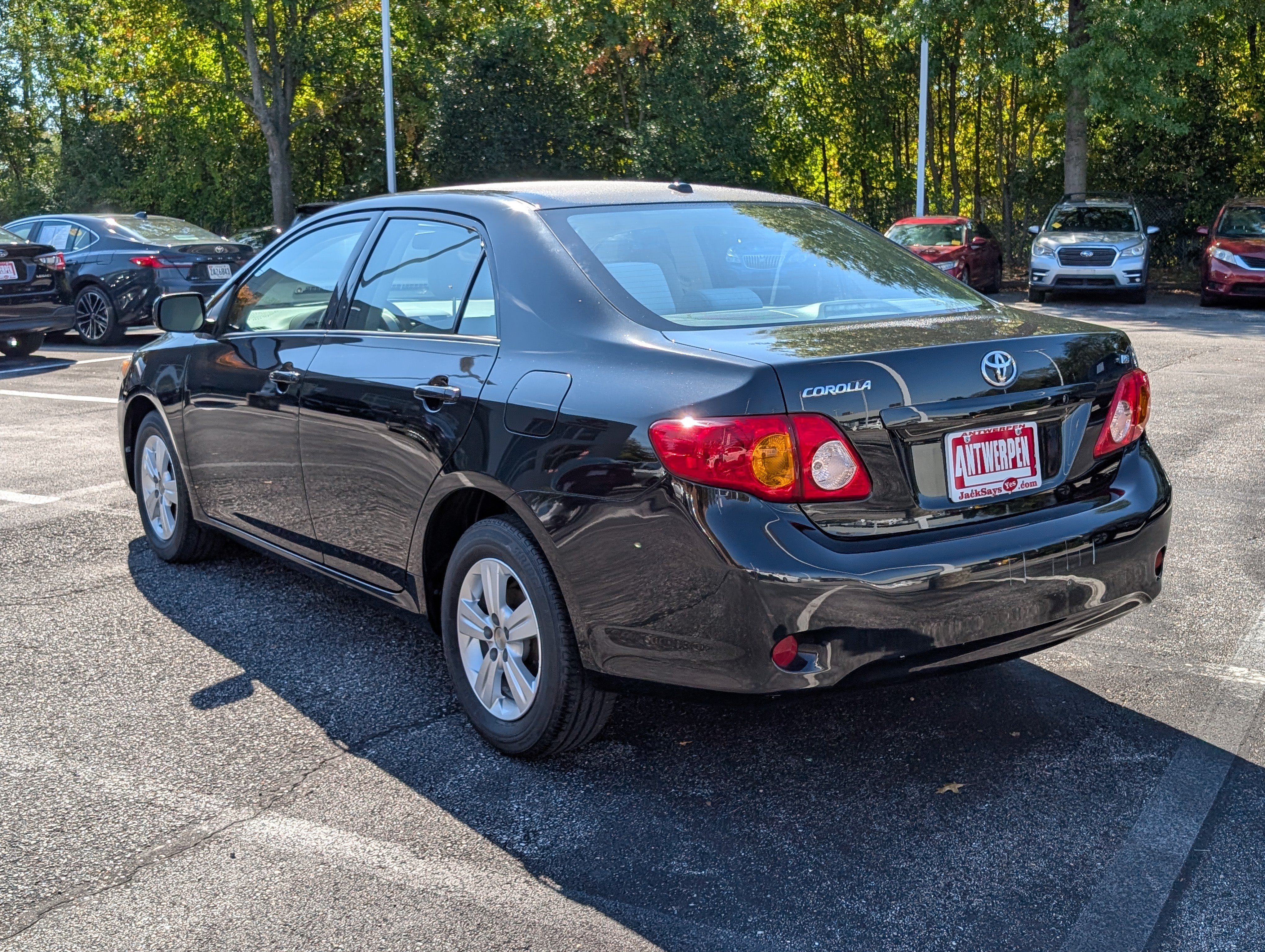 Used 2010 Toyota Corolla LE FWD image 5