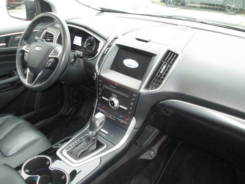 Used 2017 Ford Edge Titanium w/ Equipment Group 301A image 22