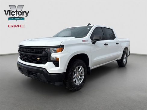 Used 2025 Chevrolet Silverado 1500 W/T w/ Z71 Off-Road Package image 4