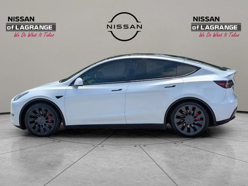 Used 2023 Tesla Model Y Performance AWD/4WD image 8