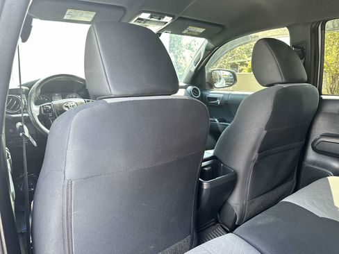 Used 2021 Toyota Tacoma TRD Off-Road RWD image 16