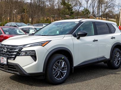 New 2025 Nissan Rogue S