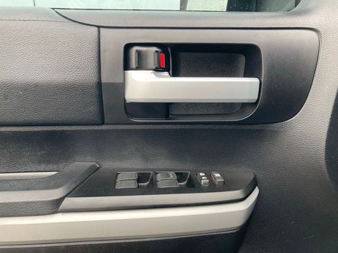 Used 2021 Toyota Tundra SR5 w/ SR5 Upgrade Package RWD image 13