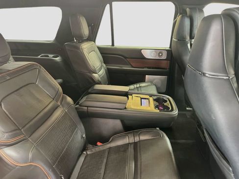 Used 2024 Lincoln Navigator L Black Label AWD/4WD image 31