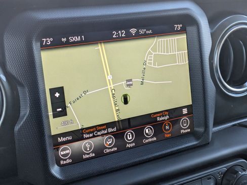 Used 2019 Jeep Wrangler Unlimited Sahara w/ Uconnect 4C Nav & Sound Group image 13