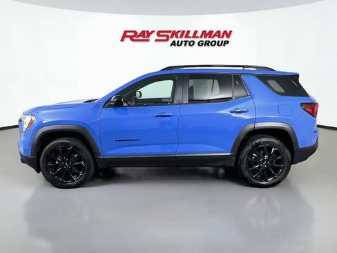 Used 2026 GMC Terrain Elevation w/ Elevation Premium Package FWD image 4