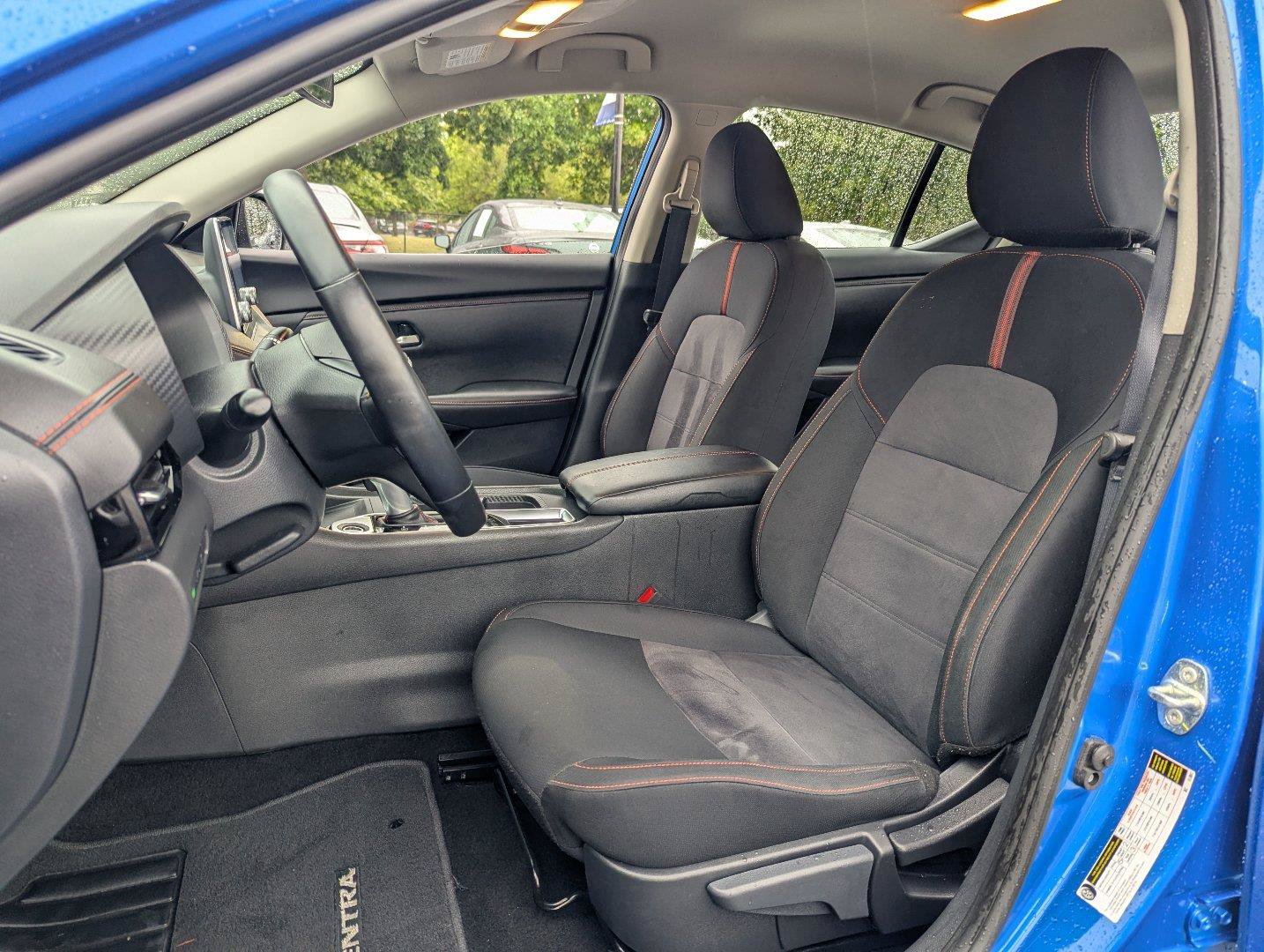 Used 2025 Nissan Sentra SR FWD image 25