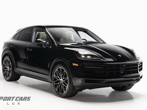 Used 2024 Porsche Cayenne Coupe image 1