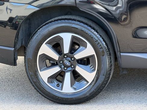 Used 2018 Subaru Forester 2.5i w/ Alloy Wheel Package AWD/4WD image 7