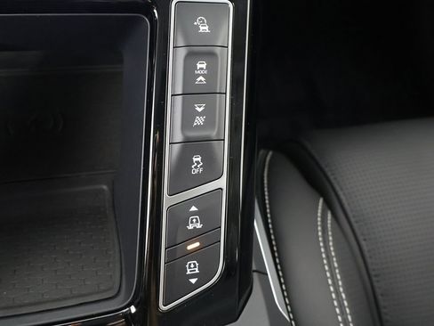 Used 2023 Jaguar I-PACE HSE image 56