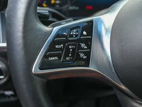 Used 2022 Mercedes-Benz C 300 Sedan w/ Exclusive Trim Package image 17