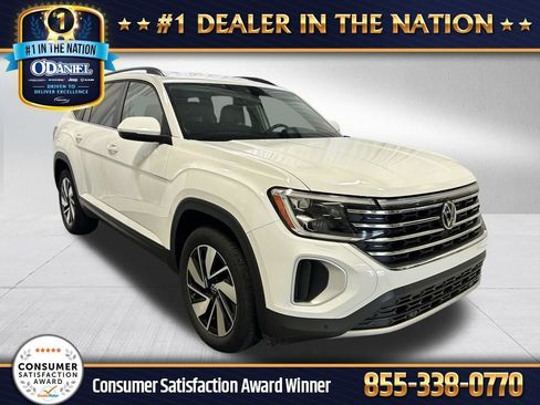 Used 2024 Volkswagen Atlas SE AWD/4WD image 1